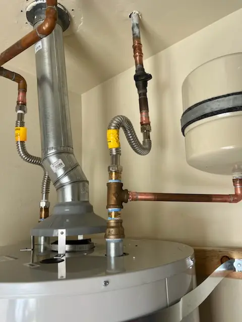Water heater installation and plumbing repair in Fontana Gateway